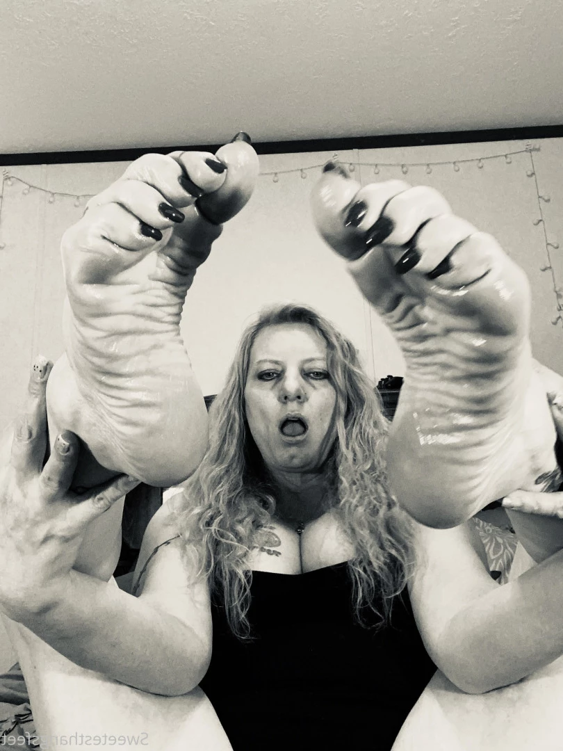 Goddess Rhonda [ sweetesthangsfeet ] Onlyfans leaked photo 7054969 on Hotleaks.tv