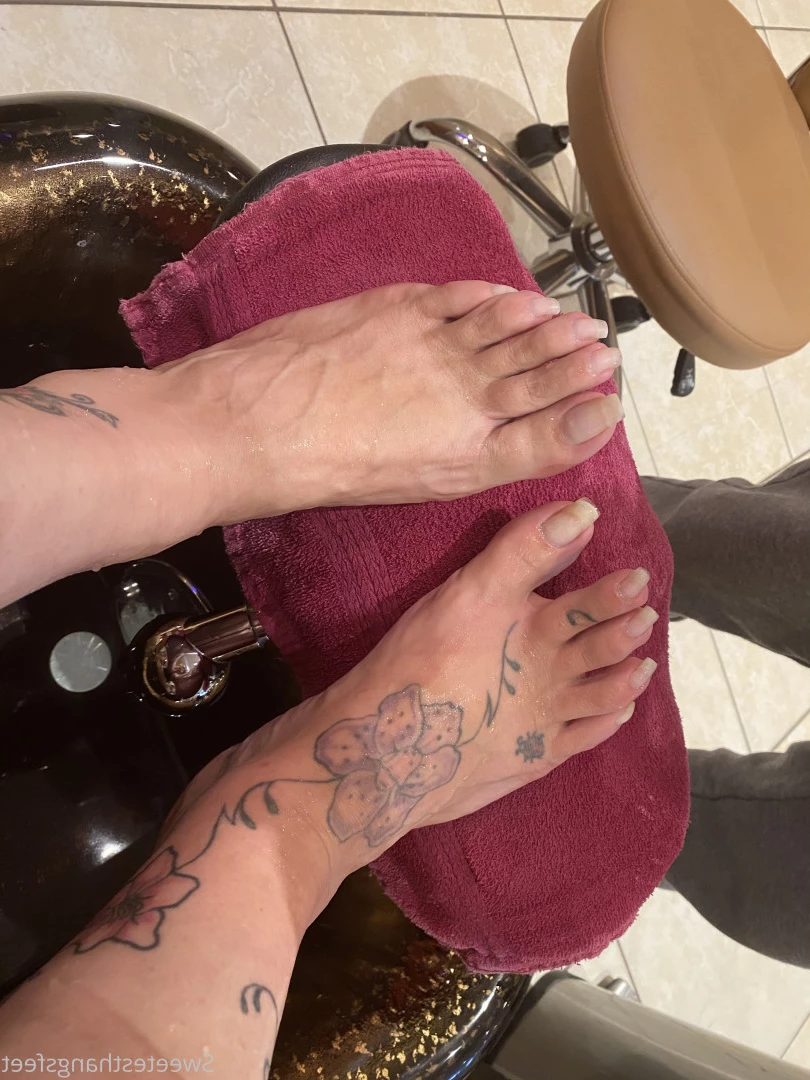 Goddess Rhonda [ sweetesthangsfeet ] Onlyfans leaked photo 7055938 on Hotleaks.tv