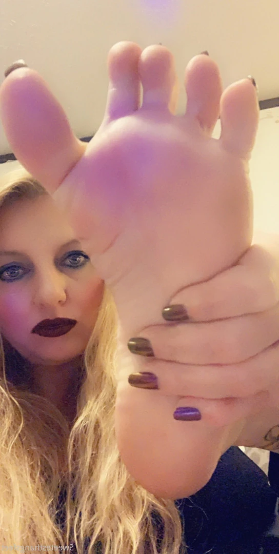 Goddess Rhonda [ sweetesthangsfeet ] Onlyfans leaked photo 7056632 on Hotleaks.tv