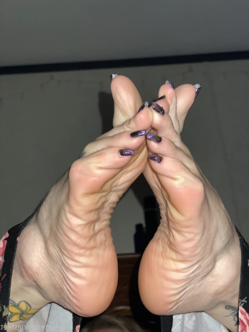 Goddess Rhonda [ sweetesthangsfeet ] Onlyfans leaked photo 7059534 on Hotleaks.tv