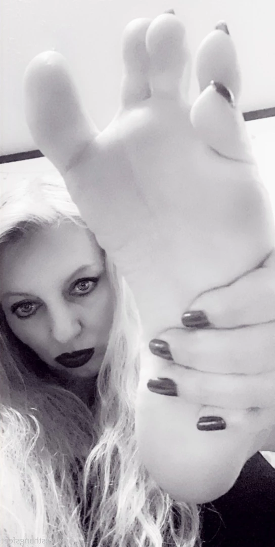 Goddess Rhonda [ sweetesthangsfeet ] Onlyfans leaked photo 7062937 on Hotleaks.tv