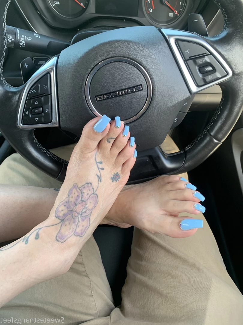 Goddess Rhonda [ sweetesthangsfeet ] Onlyfans leaked photo 7063162 on Hotleaks.tv