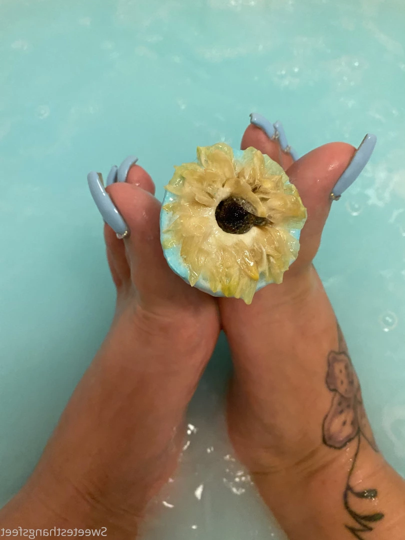 Goddess Rhonda [ sweetesthangsfeet ] Onlyfans leaked photo 7063398 on Hotleaks.tv
