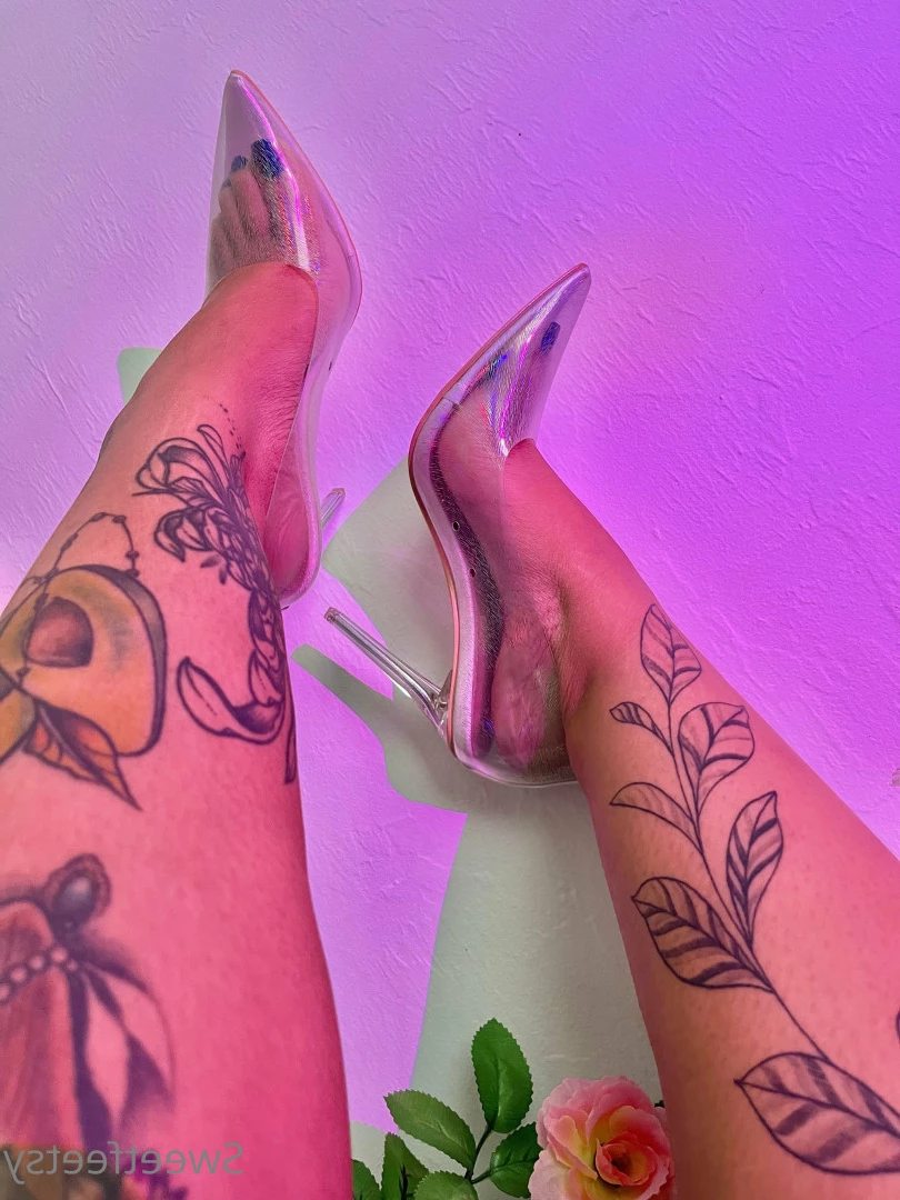Sweetfeetsy VIP❀ Top 3.5% [ sweetfeetsy ] Onlyfans leaked photo 6989416 on Hotleaks.tv