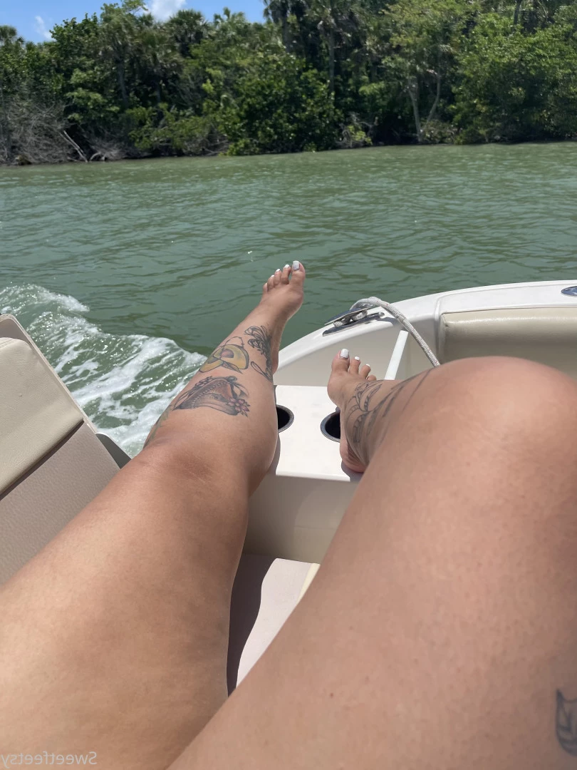 Sweetfeetsy VIP❀ Top 3.5% [ sweetfeetsy ] Onlyfans leaked photo 6991078 on Hotleaks.tv