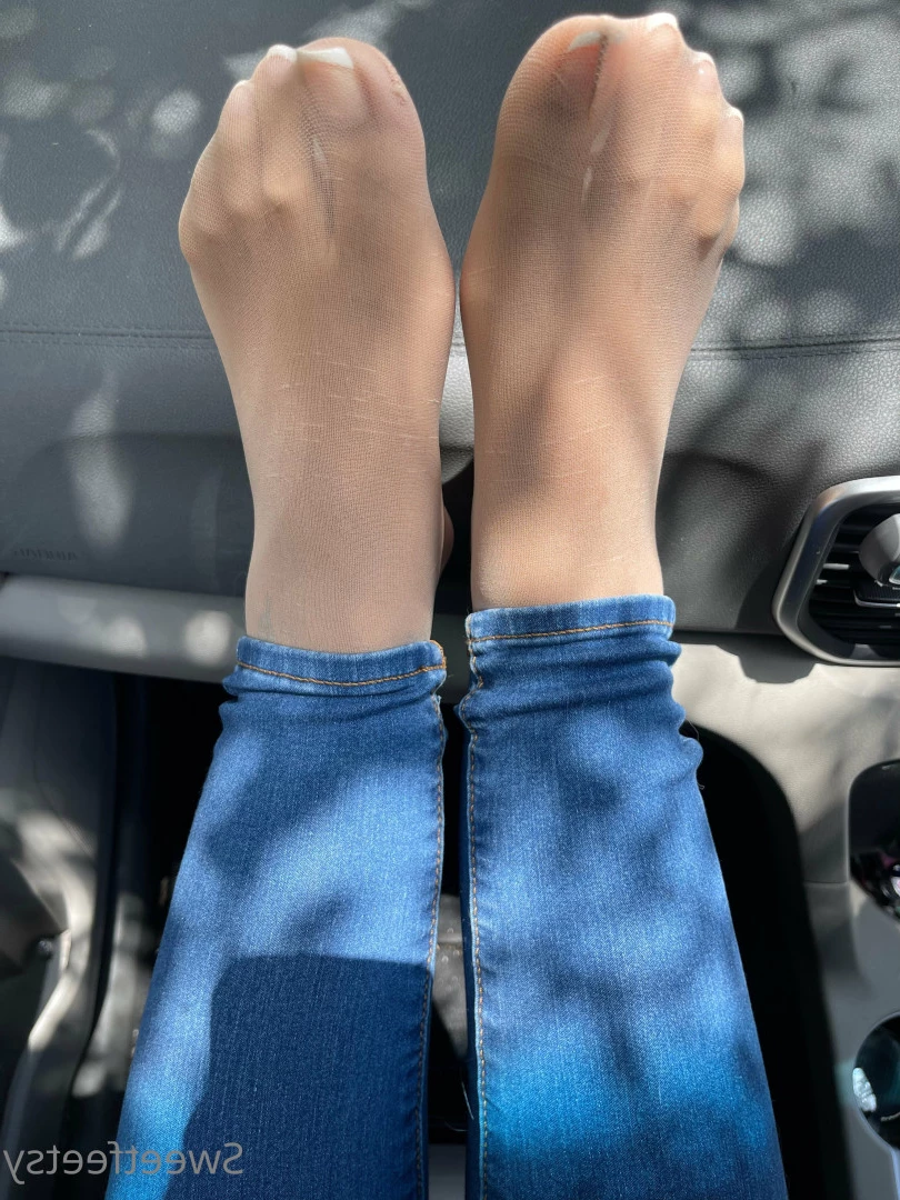 Sweetfeetsy VIP❀ Top 3.5% [ sweetfeetsy ] Onlyfans leaked photo 6993761 on Hotleaks.tv