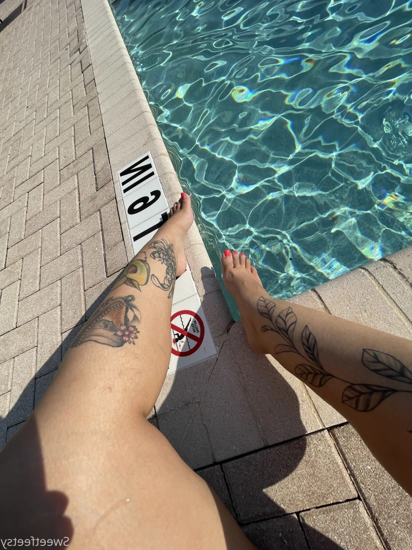 Sweetfeetsy VIP❀ Top 3.5% [ sweetfeetsy ] Onlyfans leaked photo 6996285 on Hotleaks.tv