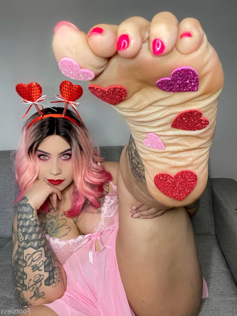Sweetfeetsy VIP❀ Top 3.5% [ sweetfeetsy ] Onlyfans leaked photo 6997837 on Hotleaks.tv