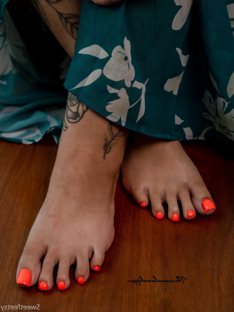 Sweetfeetsy VIP❀ Top 3.5% [ sweetfeetsy ] Onlyfans leaked photo 6998017 on Hotleaks.tv