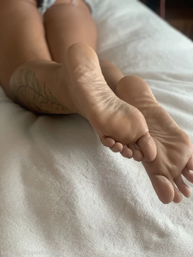 Sweetfeetsy VIP❀ Top 3.5% [ sweetfeetsy ] Onlyfans leaked photo 6998171 on Hotleaks.tv