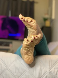 6999299