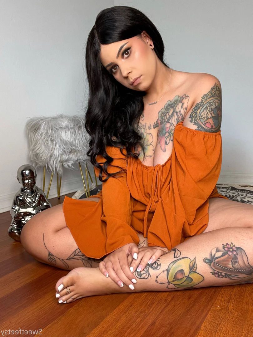 Sweetfeetsy VIP❀ Top 3.5% [ sweetfeetsy ] Onlyfans leaked photo 6999393 on Hotleaks.tv
