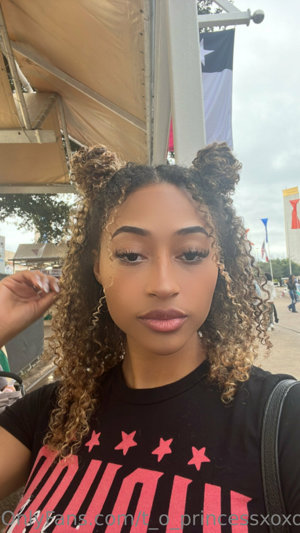 Lani [ t_o_princessxoxo ] Onlyfans leaked photo 16884925 on Hotleaks.tv