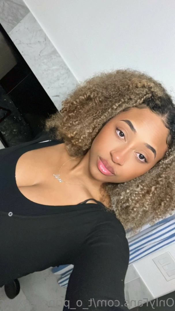 Lani [ t_o_princessxoxo ] Onlyfans leaked photo 13596378 on Hotleaks.tv