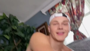6777481