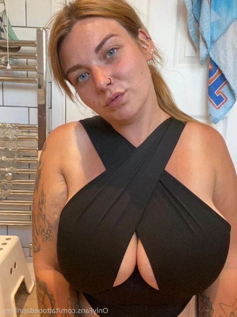 tattooedaprilfree Onlyfans leaked photo 7147461 on Hotleaks.tv