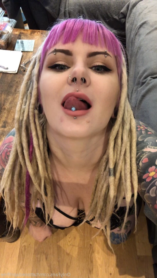 tattooedaprilfree Onlyfans leaked photo 7147816 on Hotleaks.tv