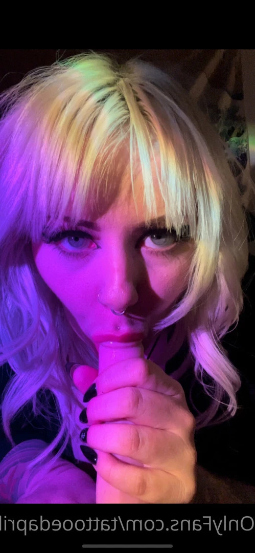 tattooedaprilfree Onlyfans leaked photo 7149032 on Hotleaks.tv