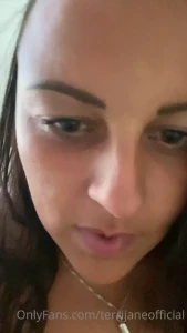 6758405