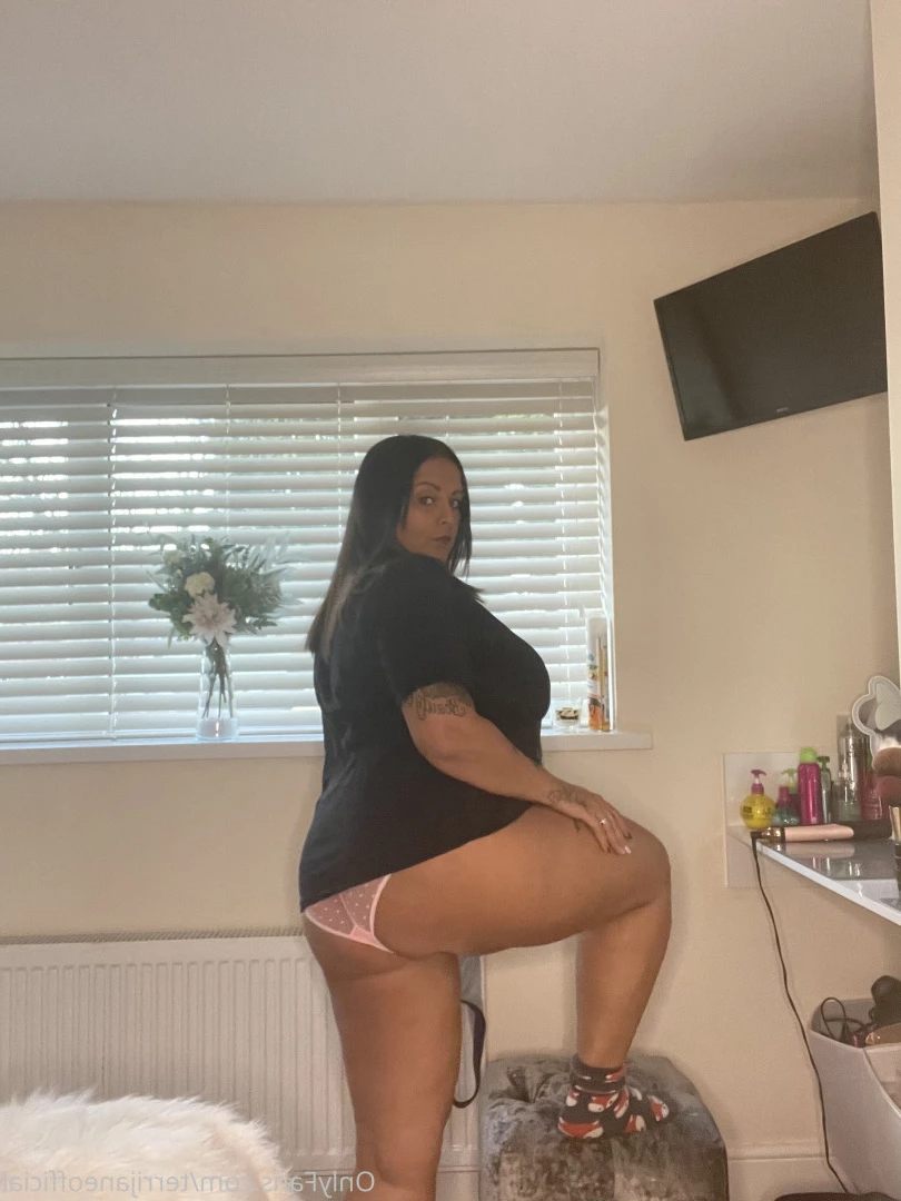 Xx Terri Jane xX [ terrijaneofficial ] Onlyfans leaked photo 6825487 on Hotleaks.tv