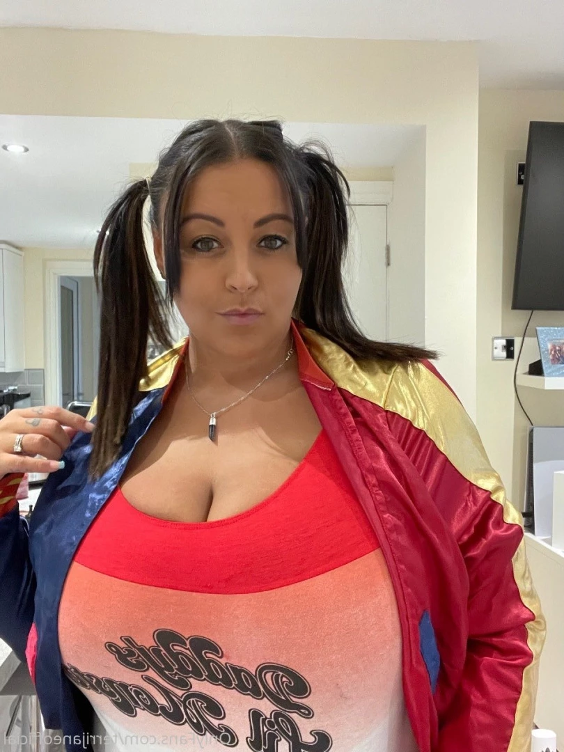 Xx Terri Jane xX [ terrijaneofficial ] Onlyfans leaked photo 6825580 on Hotleaks.tv