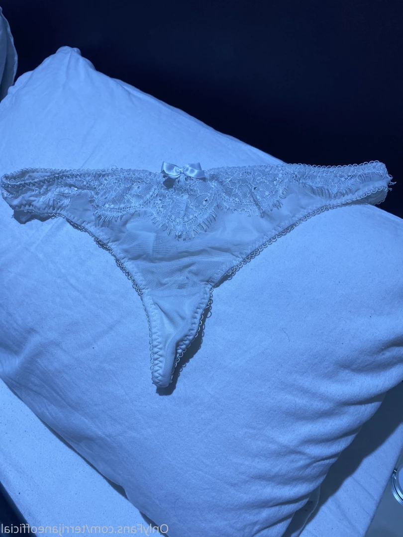 Xx Terri Jane xX [ terrijaneofficial ] Onlyfans leaked photo 6833993 on Hotleaks.tv