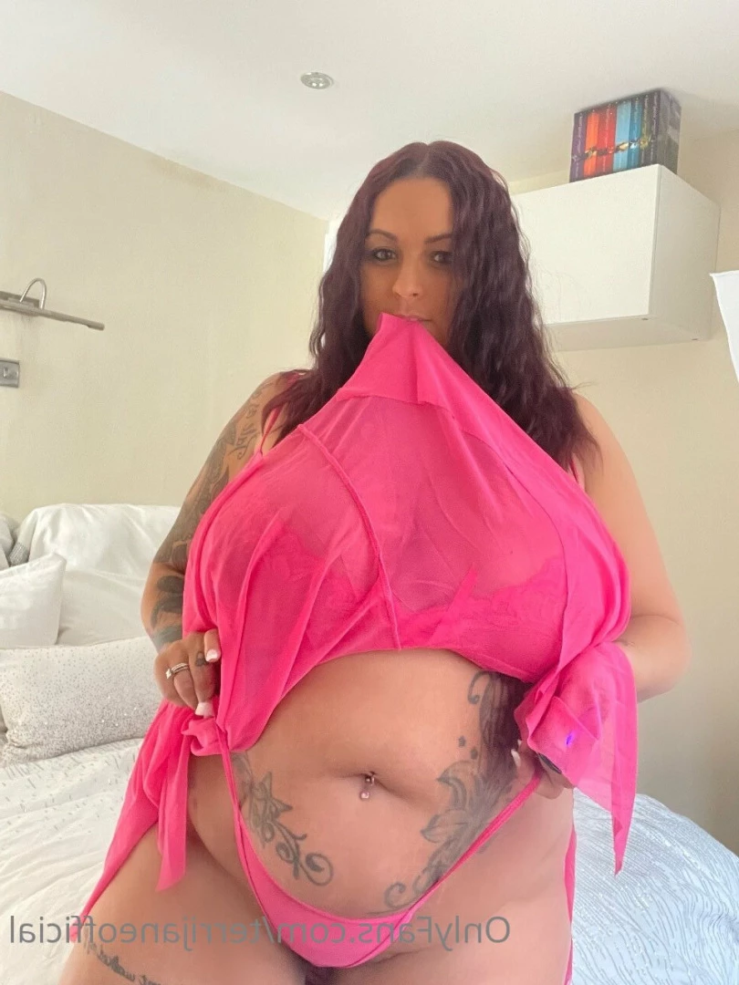 Xx Terri Jane xX [ terrijaneofficial ] Onlyfans leaked photo 6838543 on Hotleaks.tv