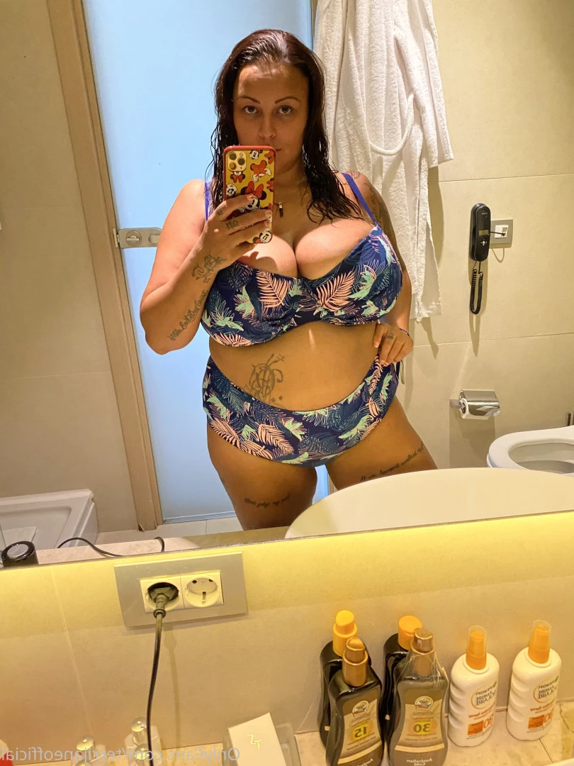 Xx Terri Jane xX [ terrijaneofficial ] Onlyfans leaked photo 6856292 on Hotleaks.tv