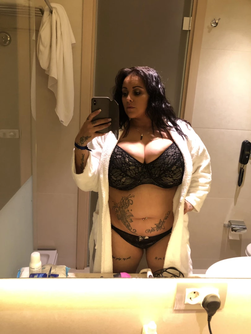 Xx Terri Jane xX [ terrijaneofficial ] Onlyfans leaked photo 6863924 on Hotleaks.tv