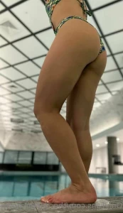 7040656