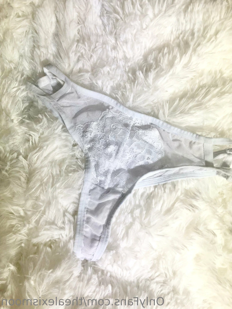 Alexis Moon [ thealexismoon ] Onlyfans leaked photo 6590173 on Hotleaks.tv