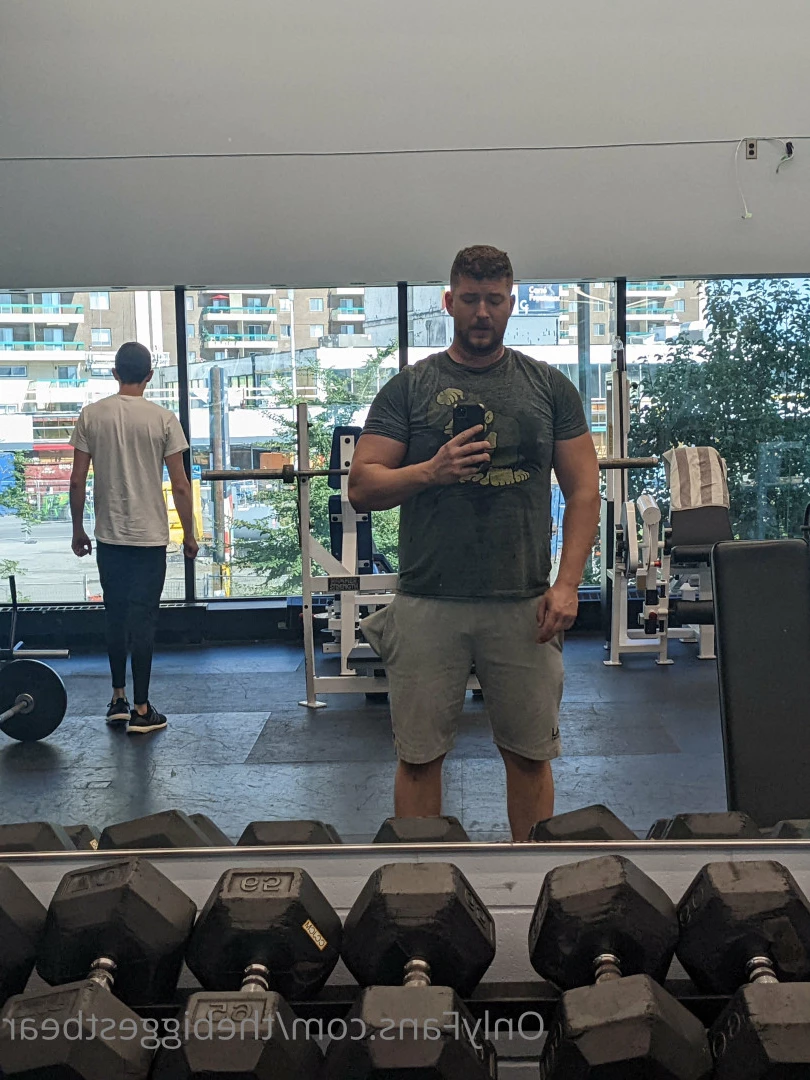 The Biggest Bear [ thebiggestbear ] Onlyfans leaked photo 6587594 on Hotleaks.tv