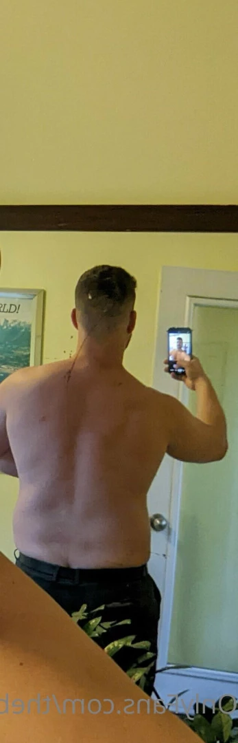 The Biggest Bear [ thebiggestbear ] Onlyfans leaked photo 6589337 on Hotleaks.tv