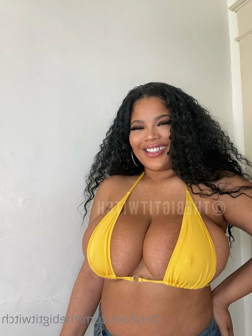 the big tit witch too! [ thebigtitwitch ] Onlyfans leaked photo 7006040 on Hotleaks.tv