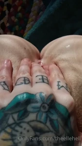 13900410