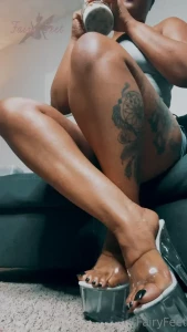 6730940