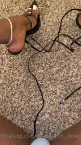 6712197