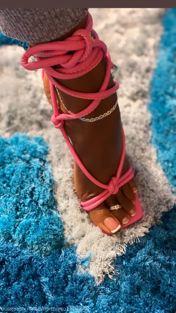 🖤Kelly 💖 [ themelanin_obsession ] Onlyfans leaked photo 6777740 on Hotleaks.tv