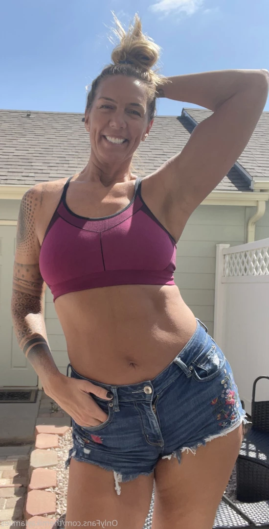 Mikayla Miles [ themikaylamiles ] Onlyfans leaked photo 6585359 on Hotleaks.tv