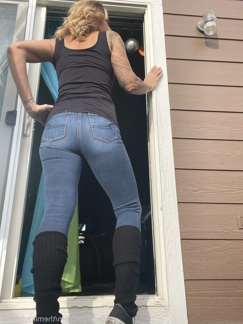 Mikayla Miles [ themikaylamiles ] Onlyfans leaked photo 6589435 on Hotleaks.tv