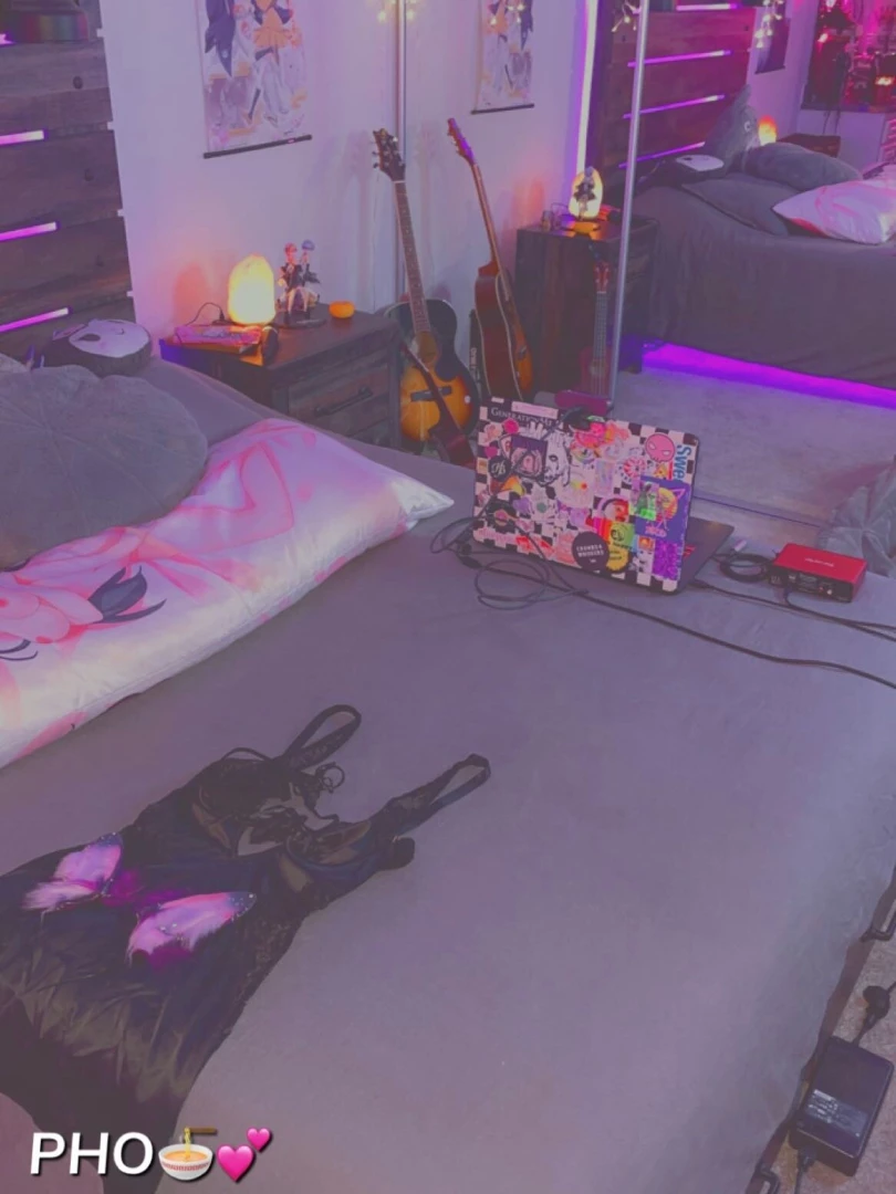 Pho🍜💗💕 [ thephoqueen ] Onlyfans leaked photo 16881803 on Hotleaks.tv