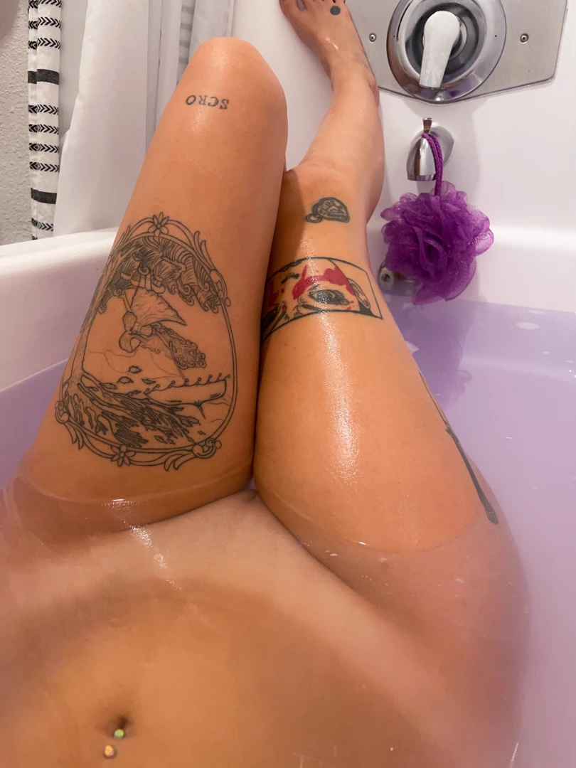 Pho🍜💗💕 [ thephoqueen ] Onlyfans leaked photo 16882510 on Hotleaks.tv