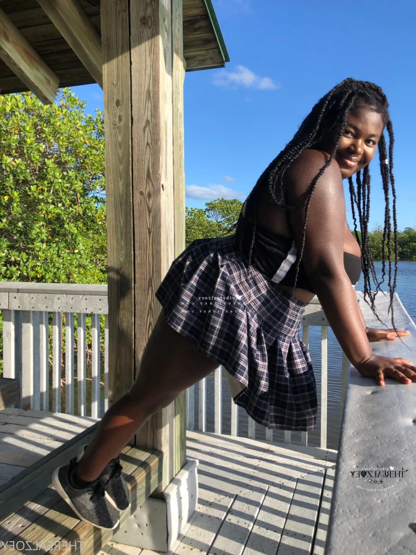 therealzoey Onlyfans leaked photo 6751418 on Hotleaks.tv