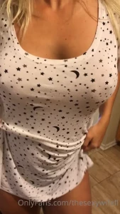 sexy wife [ thesexywifefl ] Onlyfans leaked video 6683880 on Hotleaks.tv