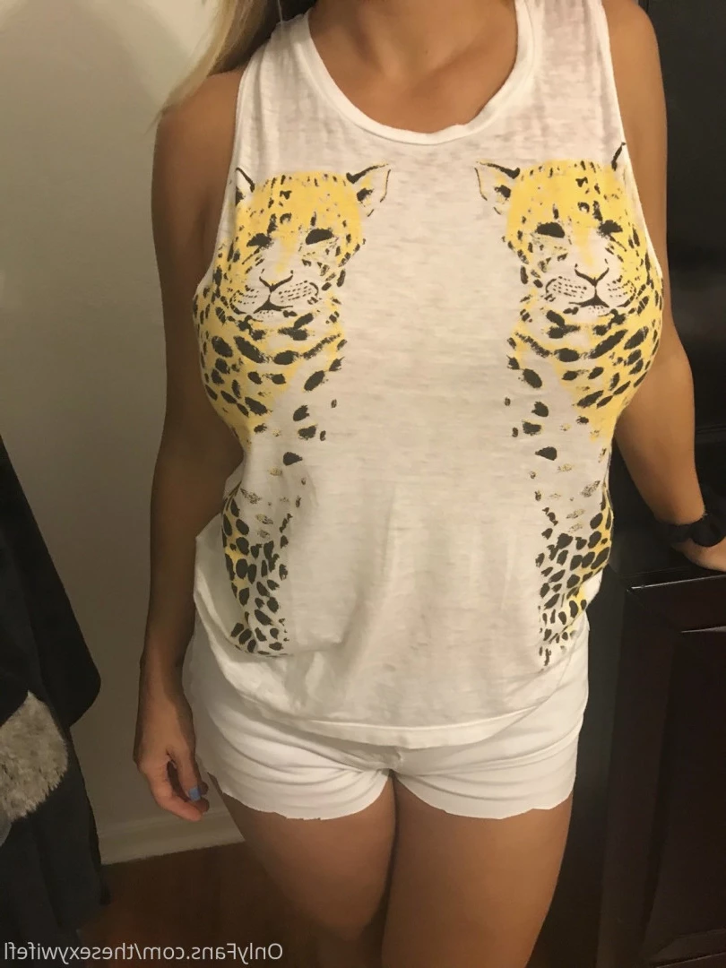 sexy wife [ thesexywifefl ] Onlyfans leaked photo 7108857 on Hotleaks.tv