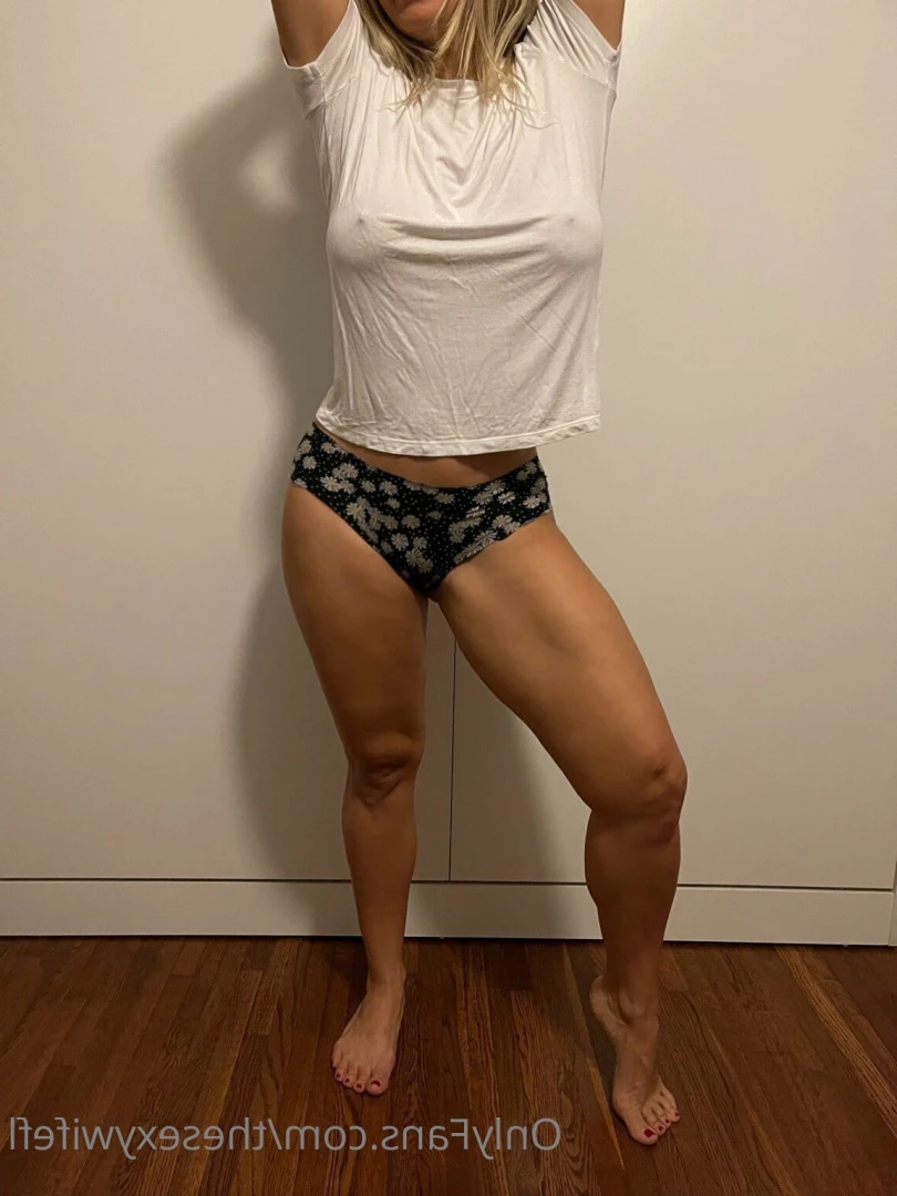 sexy wife [ thesexywifefl ] Onlyfans leaked photo 7108923 on Hotleaks.tv