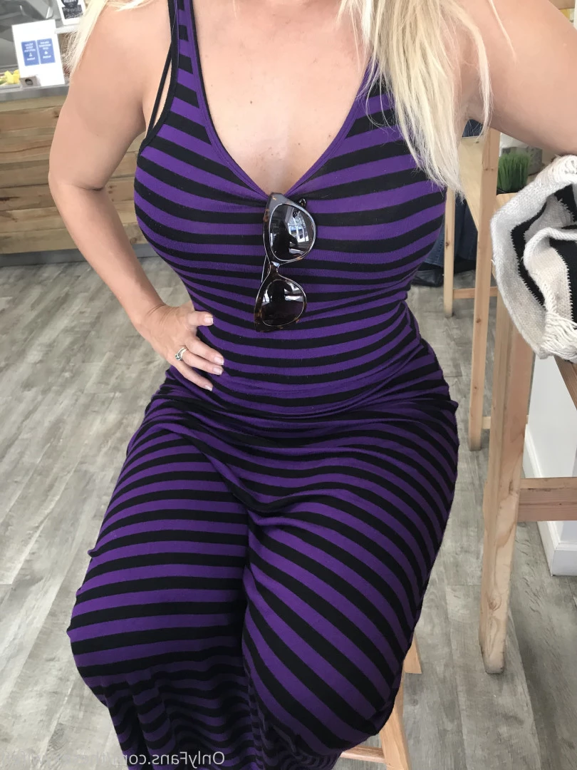 sexy wife [ thesexywifefl ] Onlyfans leaked photo 7136038 on Hotleaks.tv