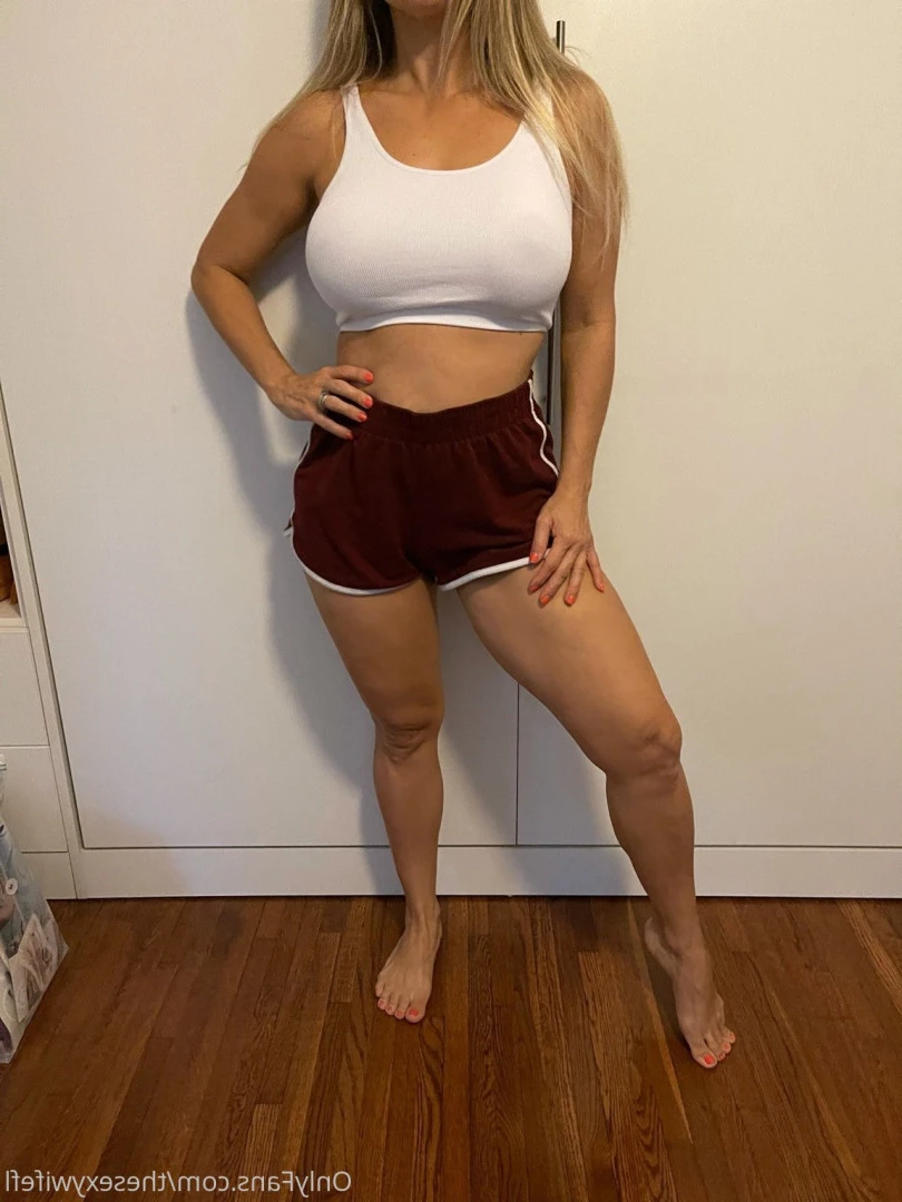 sexy wife [ thesexywifefl ] Onlyfans leaked photo 7137278 on Hotleaks.tv