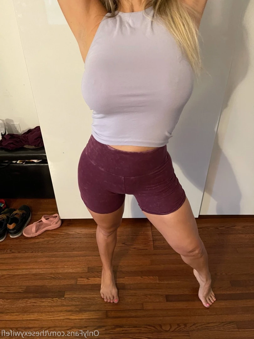 sexy wife [ thesexywifefl ] Onlyfans leaked photo 7137714 on Hotleaks.tv