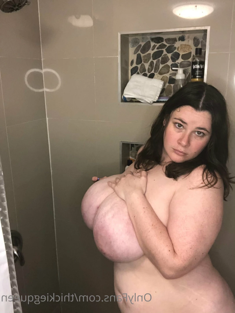 Big Titty Queen✨ [ thickiegqueen ] Onlyfans leaked photo 7110530 on Hotleaks.tv